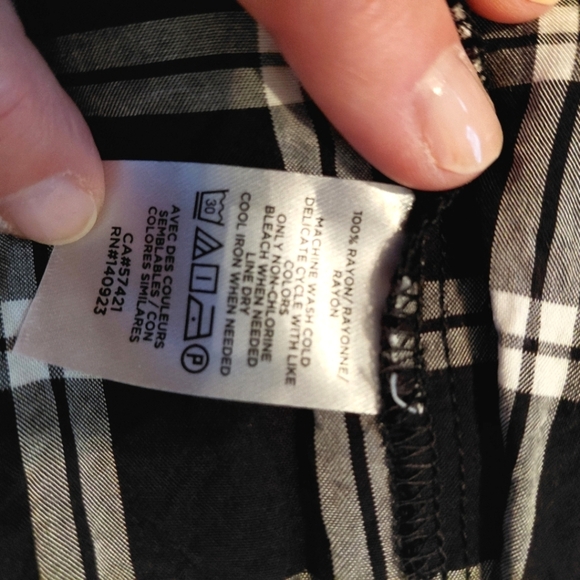 Loft Black White Check Blouse Ruffle Long Sleeve - Picture 8 of 8